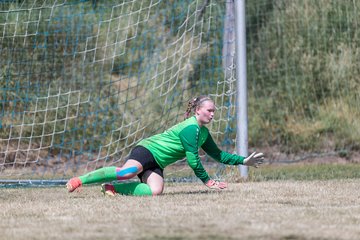 Bild 178 - wBJ TuRa Meldorf/Buesum - JFV Luebeck : Ergebnis: 1:0